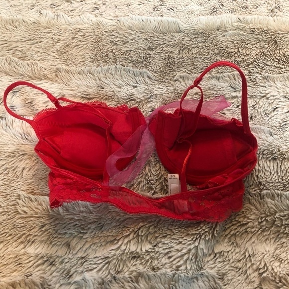 🆕 Victoria’s Secret solid red lace front closure bra pink tie padded - Picture 10 of 11